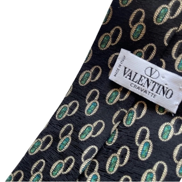 VALENTINO 100% Silk Vintage Formal Men’s Tie - Picture 3 of 8